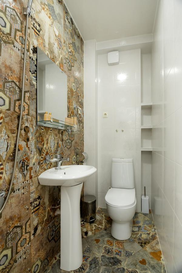 Big Family Guest House Тбилиси Екстериор снимка