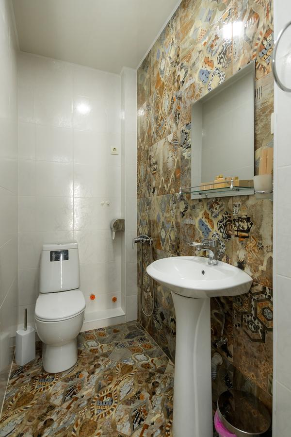 Big Family Guest House Тбилиси Екстериор снимка